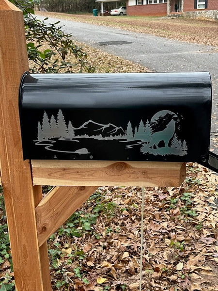 Mail box, Personalized, Wolf